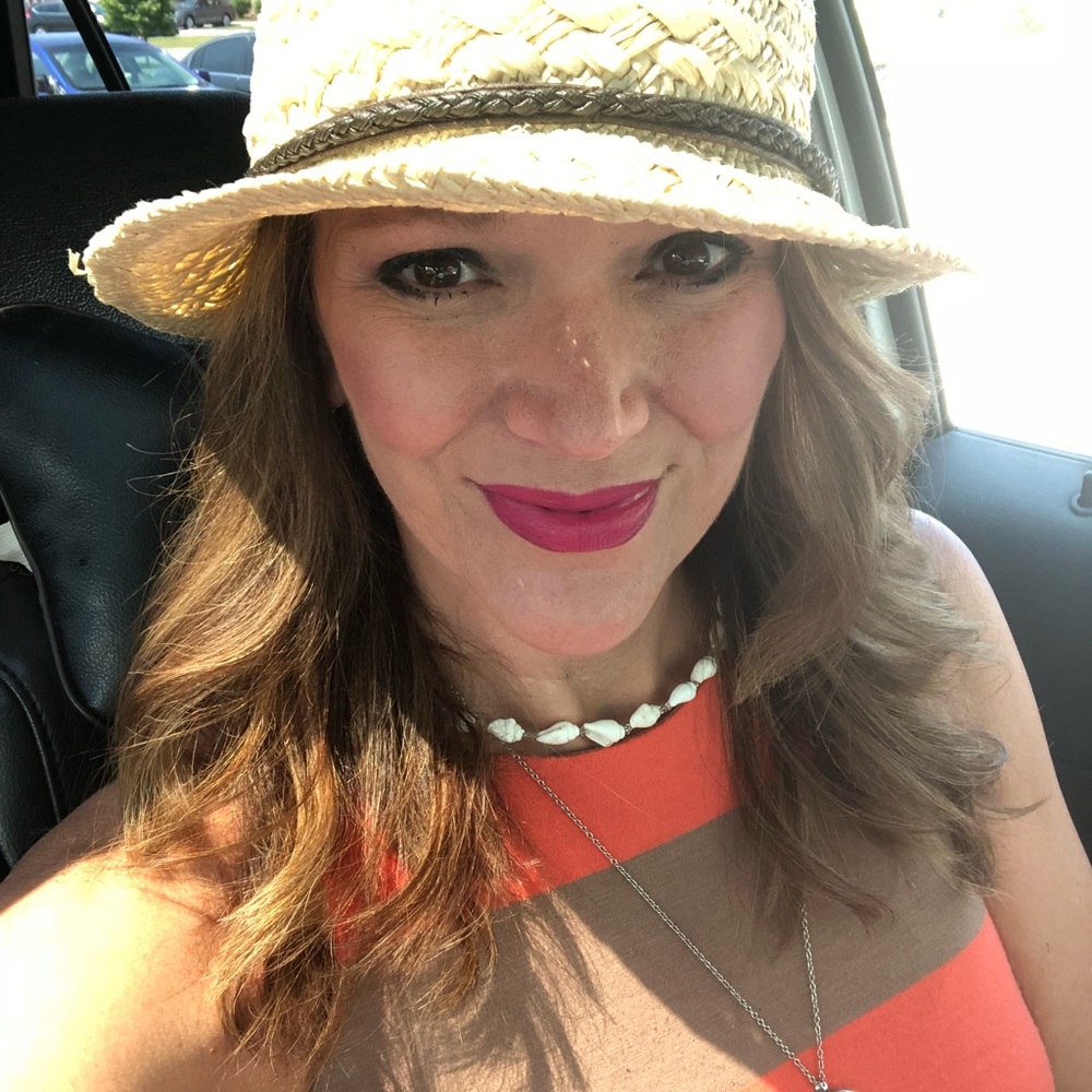 Meet your Posher, Kimberly